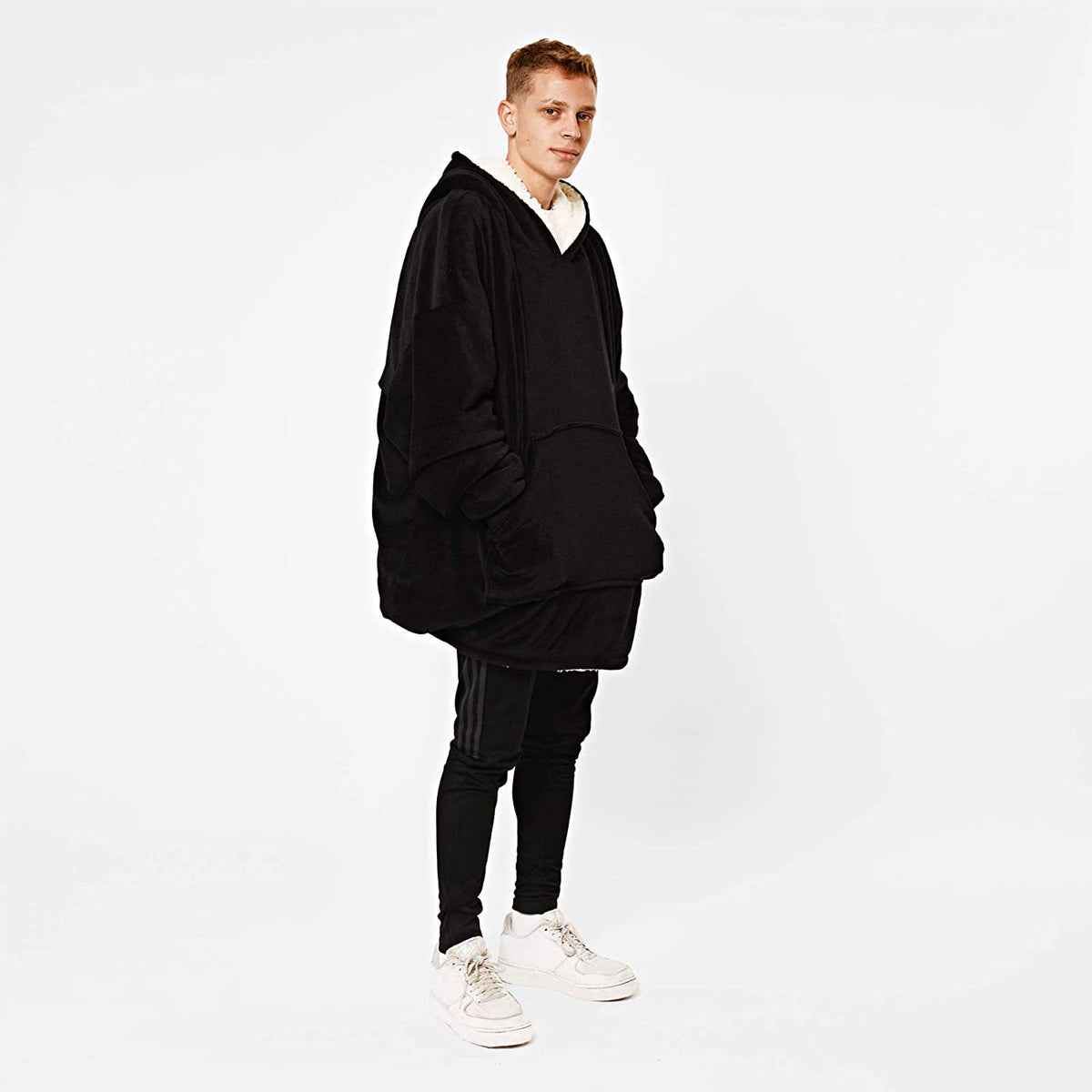 Toasty Hoodie sherpa wearable blanket, product photo 3